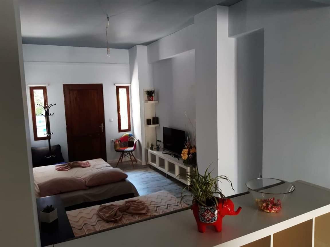 Anastasis Garden Room Καλαμάτα Εξωτερικό φωτογραφία
